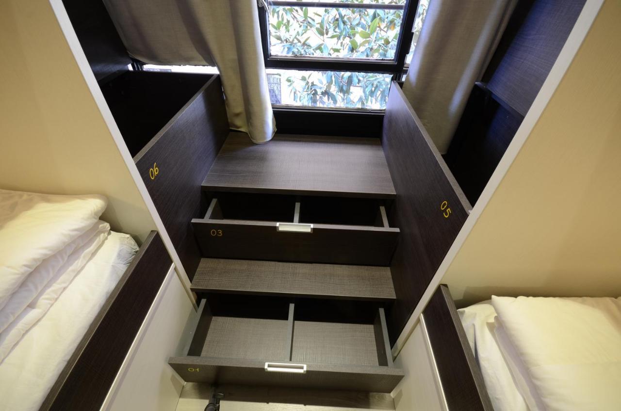 Room Bathroom